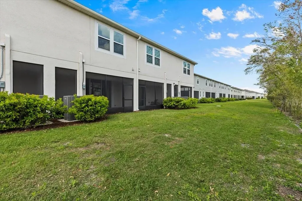 4212 Cloud Hopper Way Lutz FL 33559