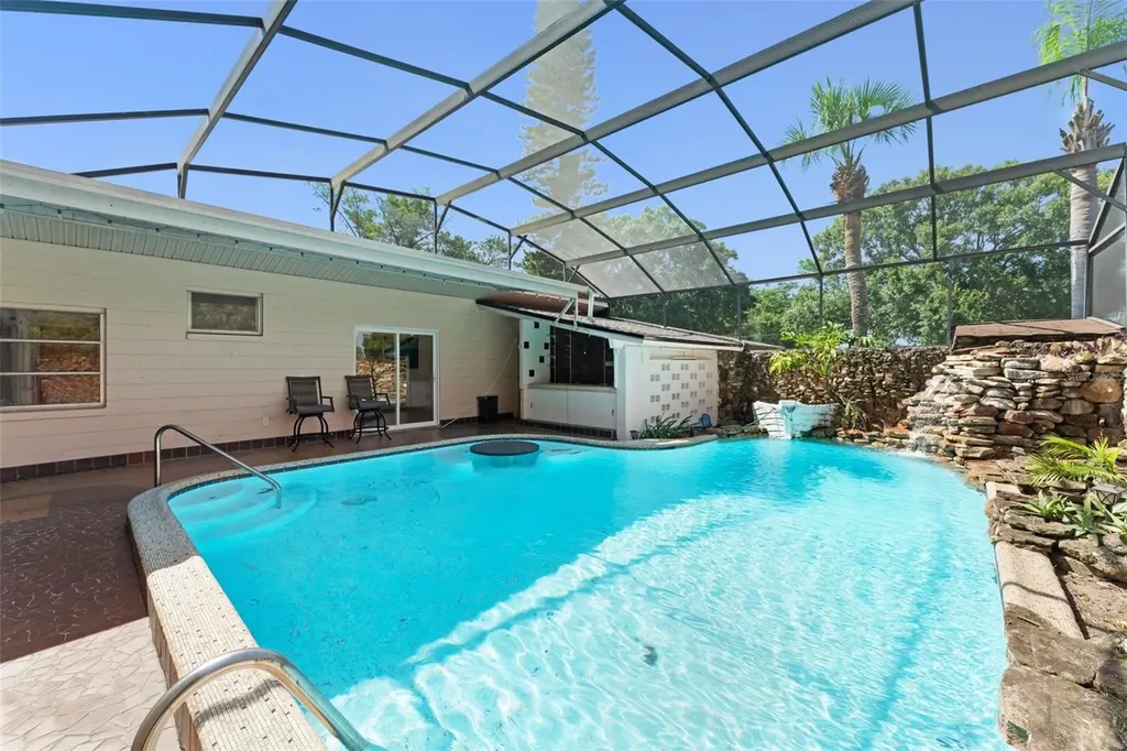 7712 Hoosier Place Orlando FL 32807