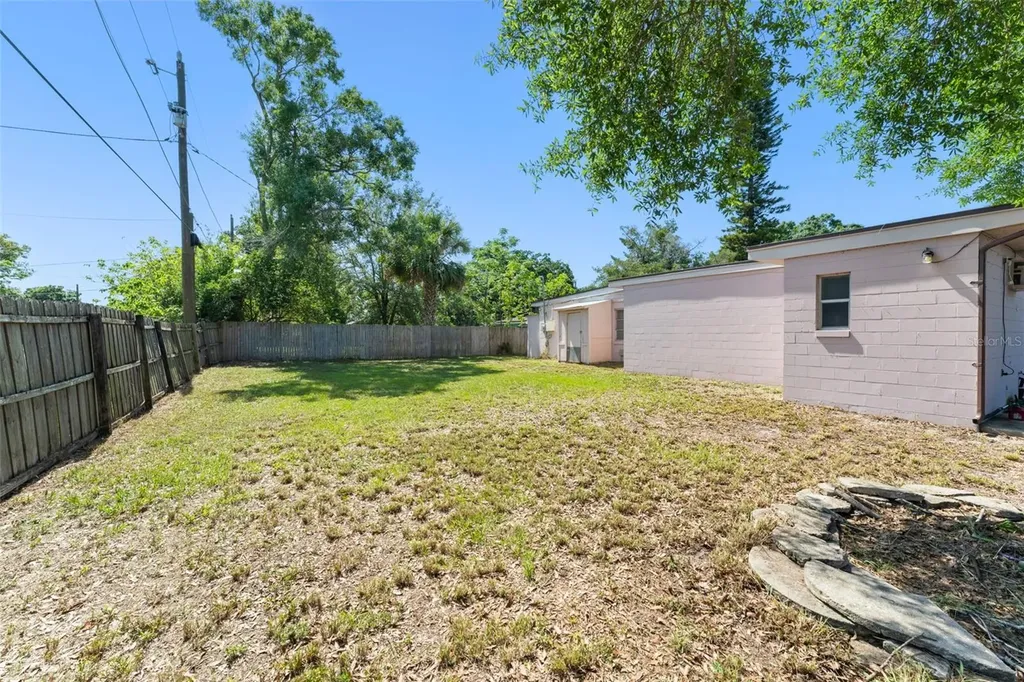 7712 Hoosier Place Orlando FL 32807