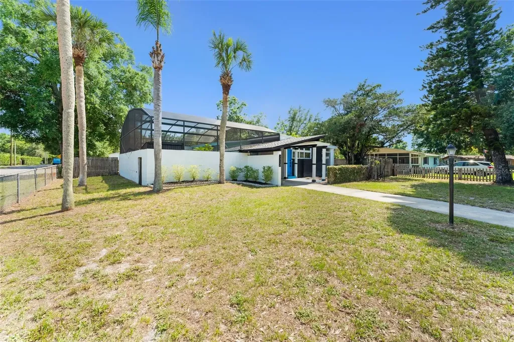 7712 Hoosier Place Orlando FL 32807