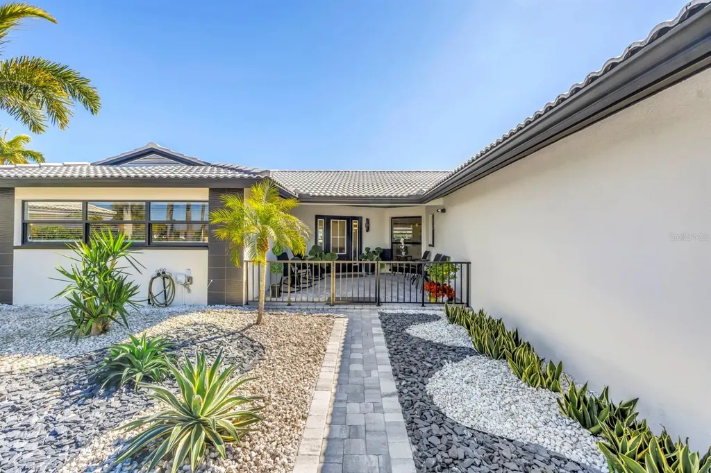 795 Capri Boulevard Treasure Island FL 33706