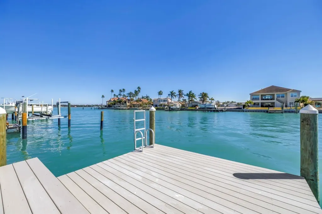795 Capri Boulevard Treasure Island FL 33706