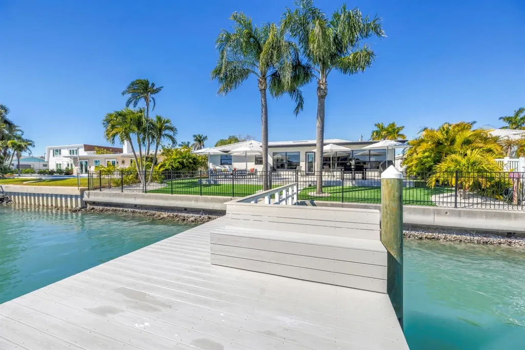 795 Capri Boulevard Treasure Island FL 33706