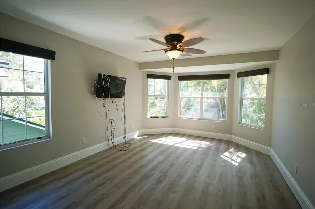 317 W Hanlon Street Tampa FL 33604