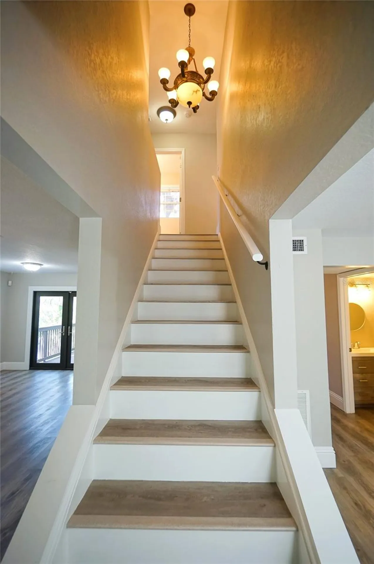 317 W Hanlon Street Tampa FL 33604