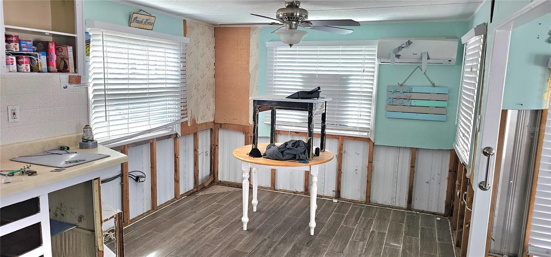 41 2nd Street Bradenton FL 34210