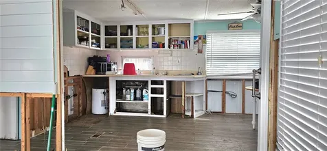 41 2nd Street Bradenton FL 34210