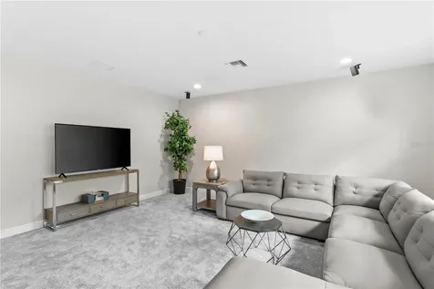 4309 W Vasconia Street Tampa FL 33629