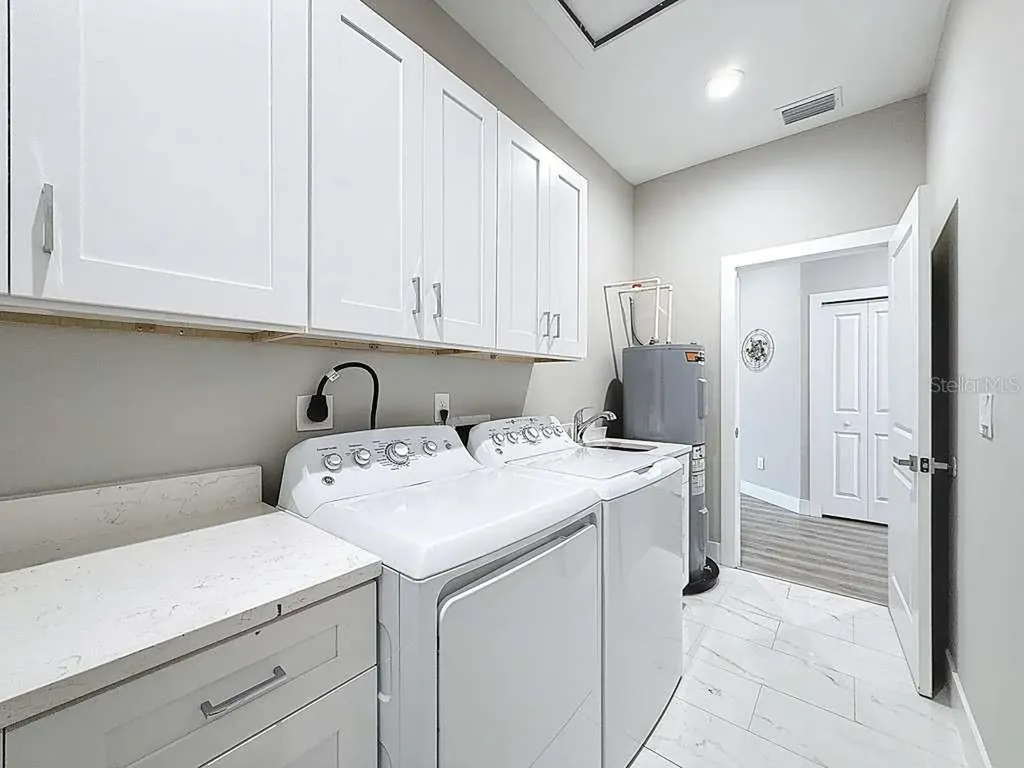 1409 W Wood Street Tampa FL 33604