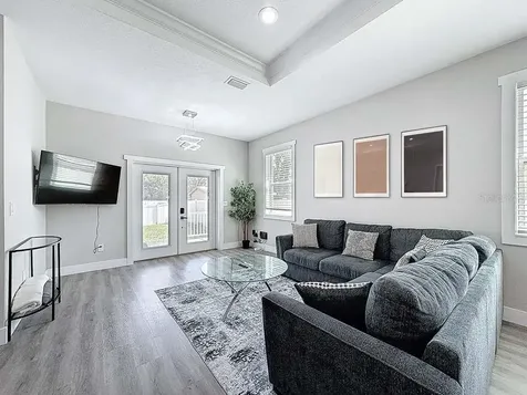 1409 W Wood Street Tampa FL 33604