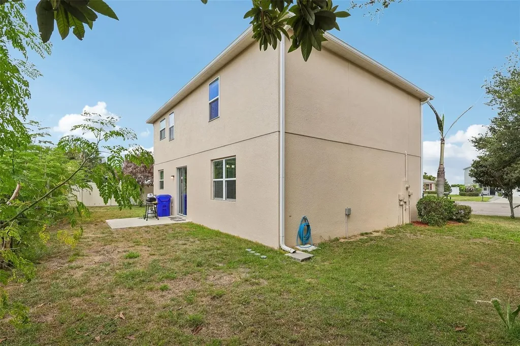 1585 Auburn Hills Court Tavares FL 32778