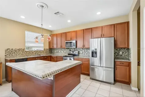 1585 Auburn Hills Court Tavares FL 32778