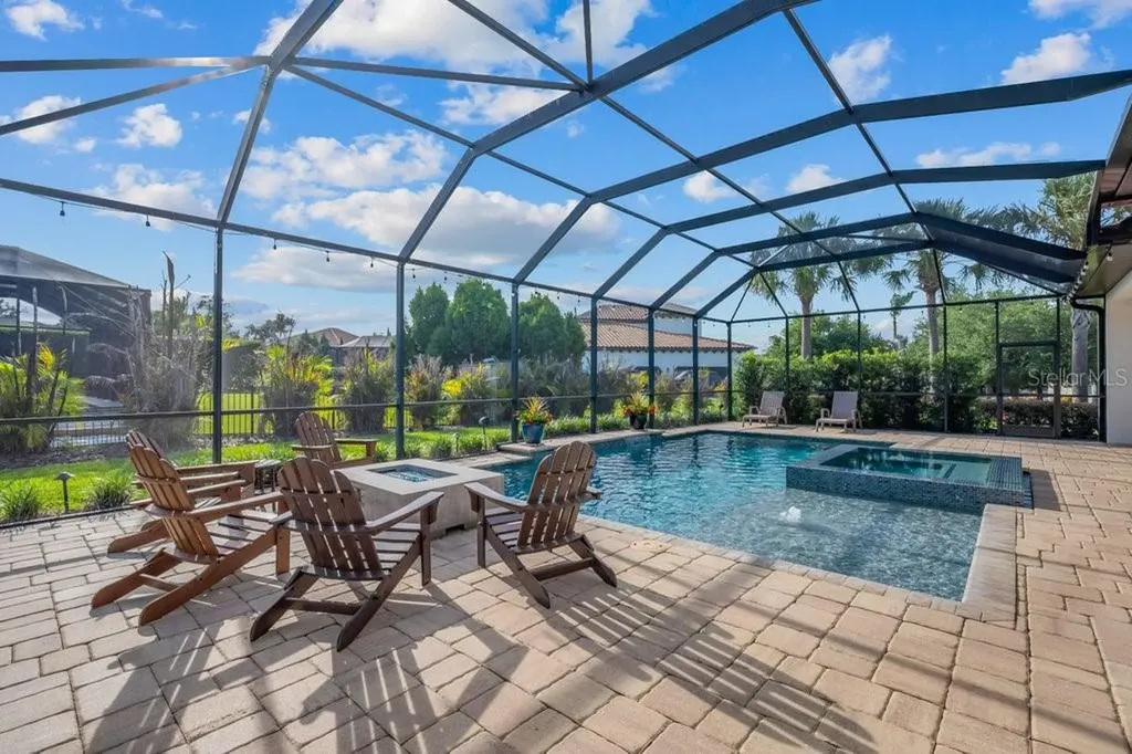 5201 Alafia Falls Drive Lithia FL 33547