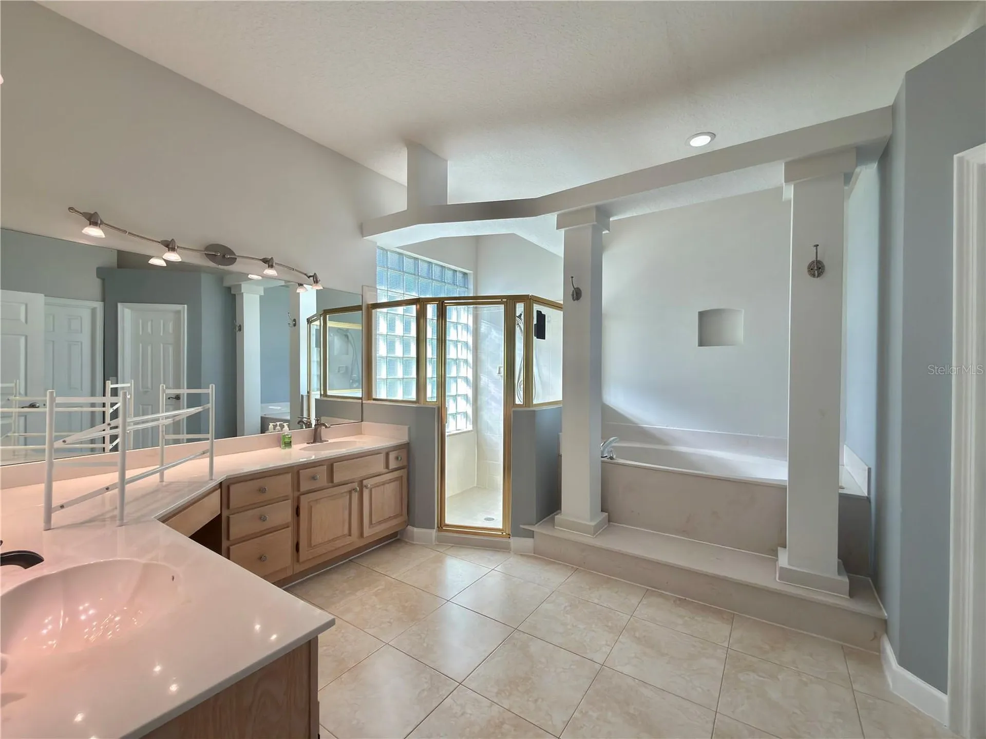 10341 Cypress Isle Court Orlando FL 32836