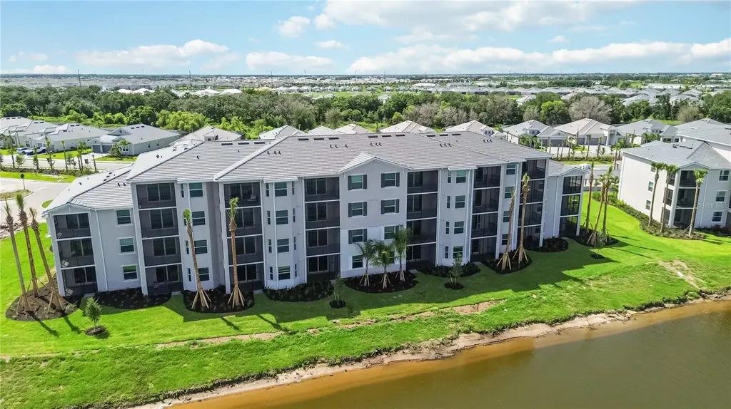 19116 Scallop Loop Lakewood Ranch FL 34211