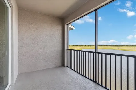 19116 Scallop Loop Lakewood Ranch FL 34211