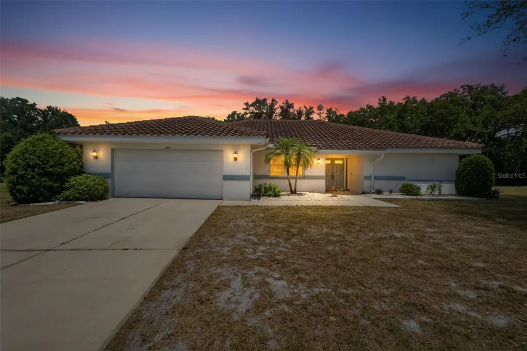 2015 Berry Roberts Drive Sun City Center FL 33573