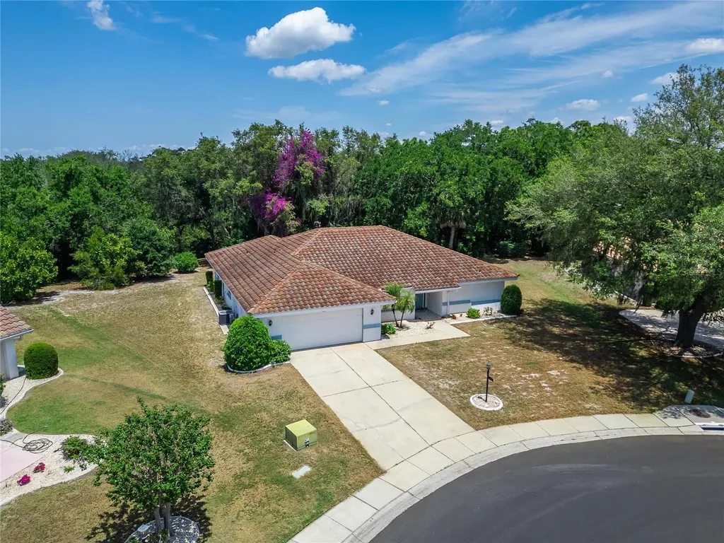 2015 Berry Roberts Drive Sun City Center FL 33573