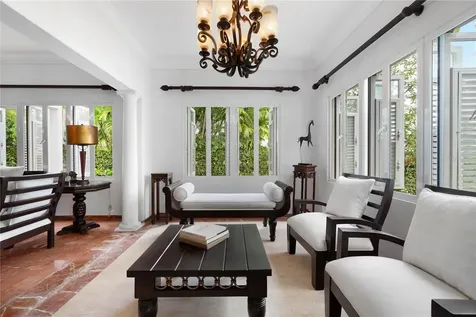 A Street Villa Caparra Guaynabo PR 00966