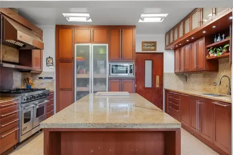 A Street Villa Caparra Guaynabo PR 00966