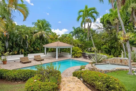 A Street Villa Caparra Guaynabo PR 00966