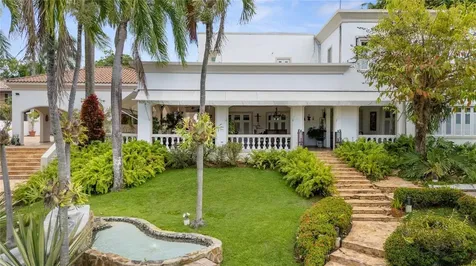 A Street Villa Caparra Guaynabo PR 00966