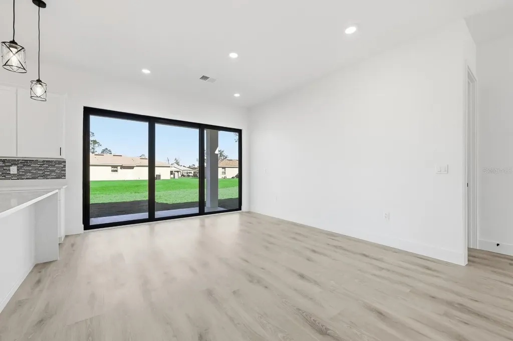 2376 SW 168th Loop Ocala FL 34473