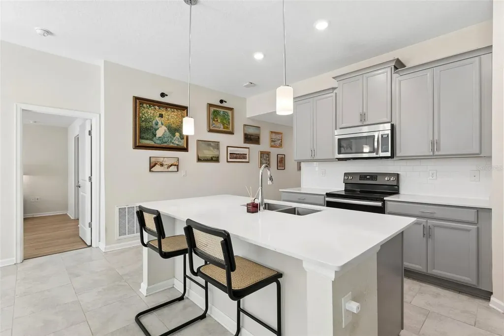 4810 Magnetite Loop Mount Dora FL 32757