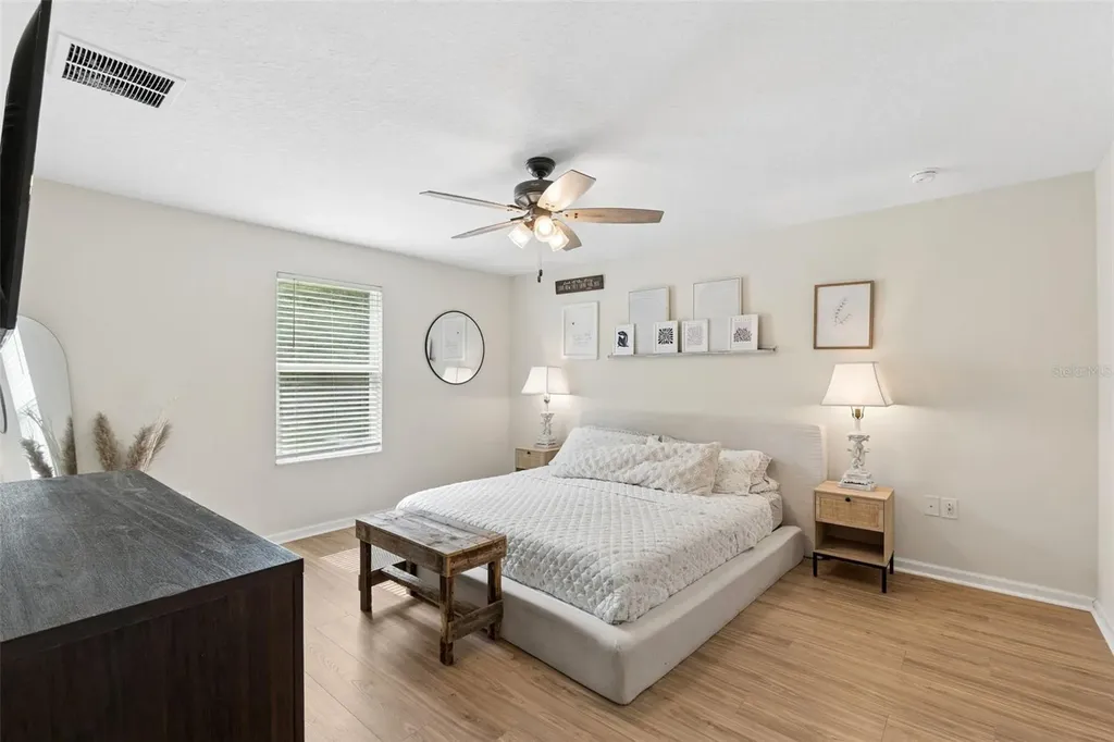4810 Magnetite Loop Mount Dora FL 32757