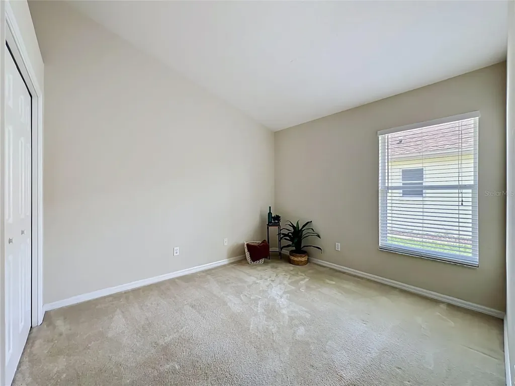 527 Canary Island Court Orlando FL 32828
