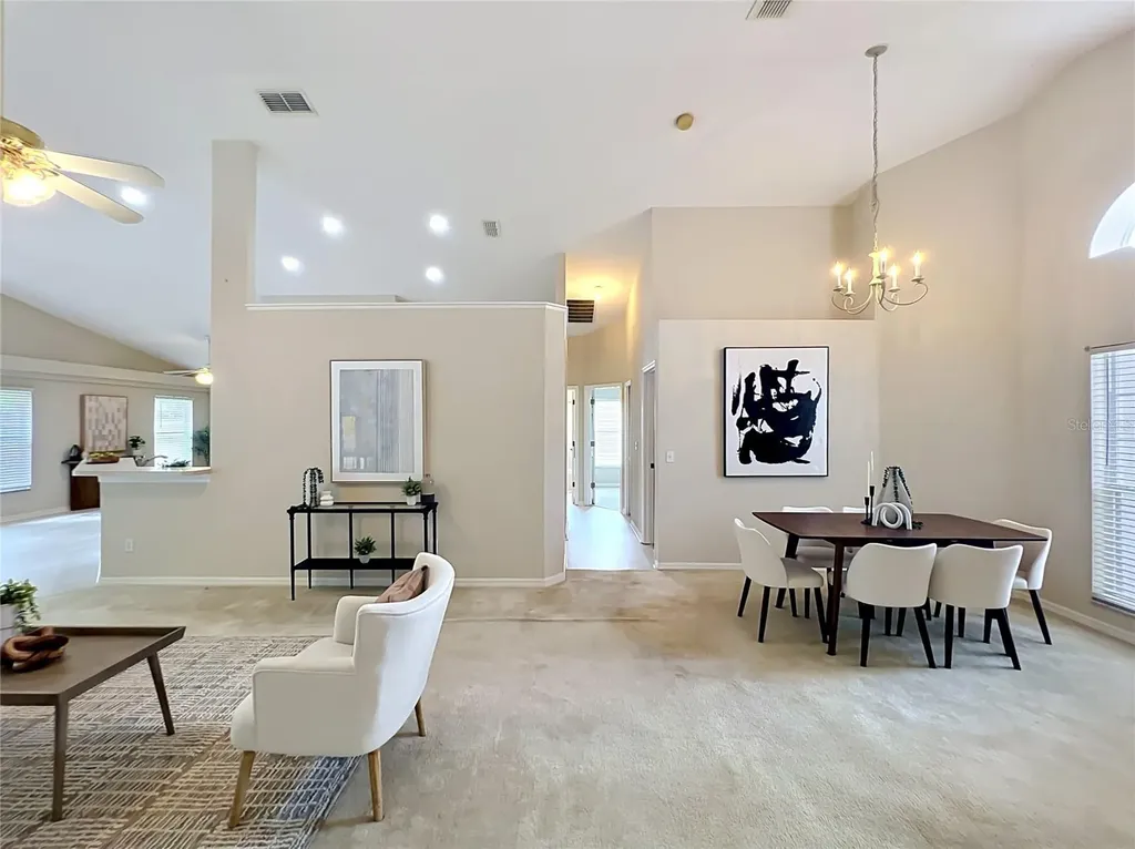 527 Canary Island Court Orlando FL 32828