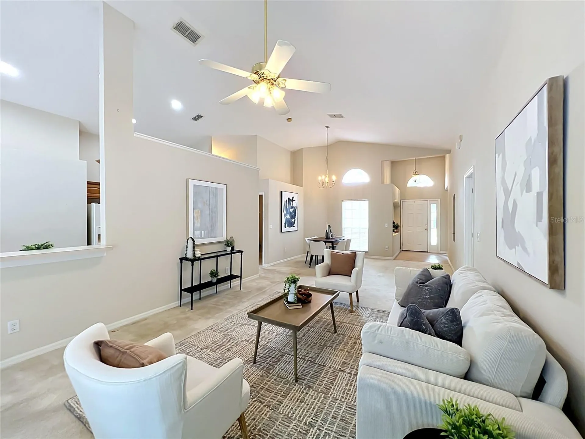 527 Canary Island Court Orlando FL 32828