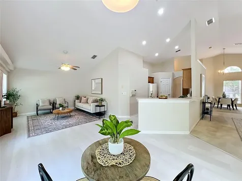 527 Canary Island Court Orlando FL 32828