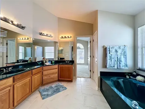 527 Canary Island Court Orlando FL 32828