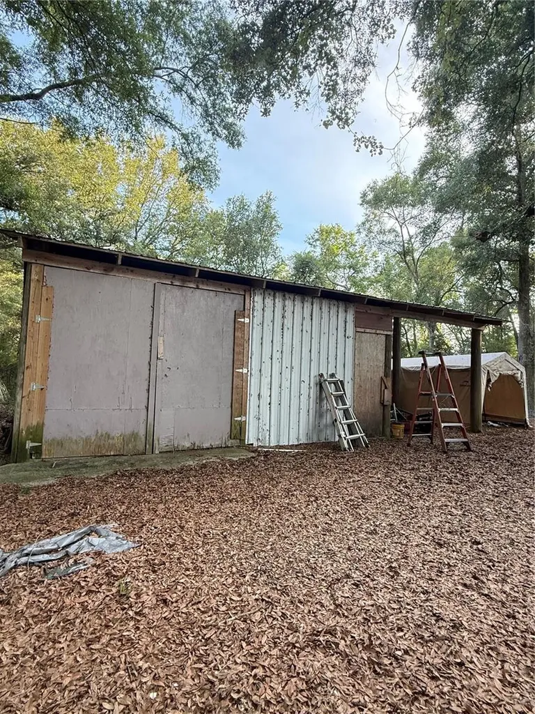 5109 SW 10th Street Bell FL 32619