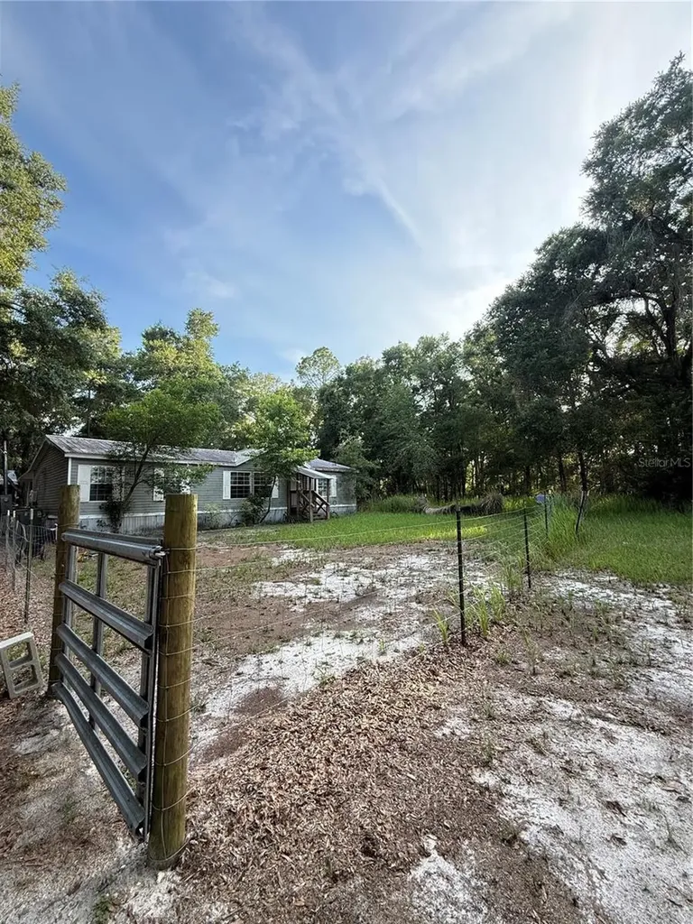 5109 SW 10th Street Bell FL 32619