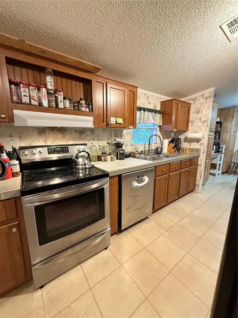 5109 SW 10th Street Bell FL 32619