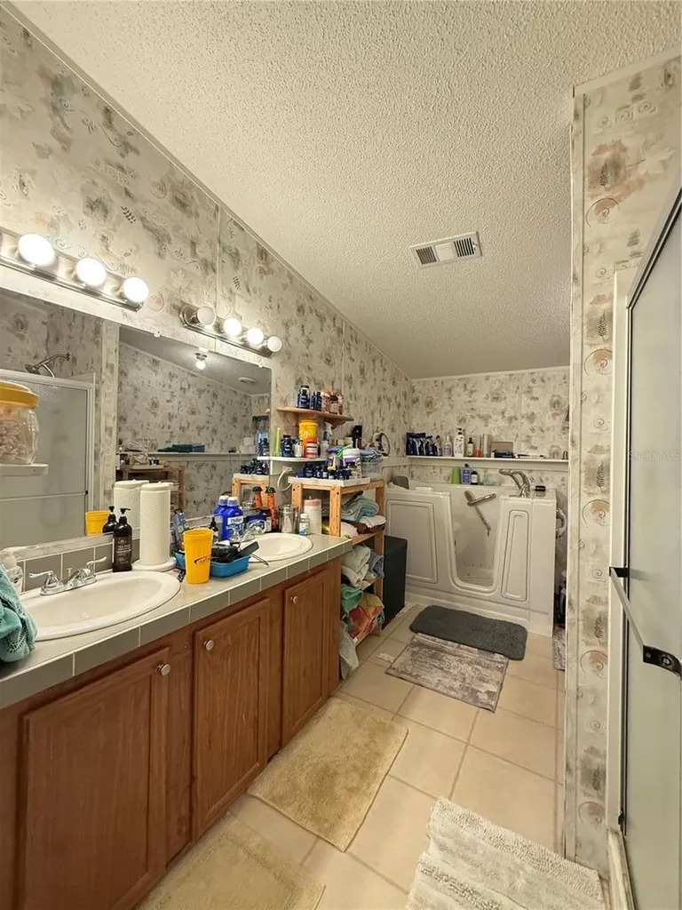 5109 SW 10th Street Bell FL 32619