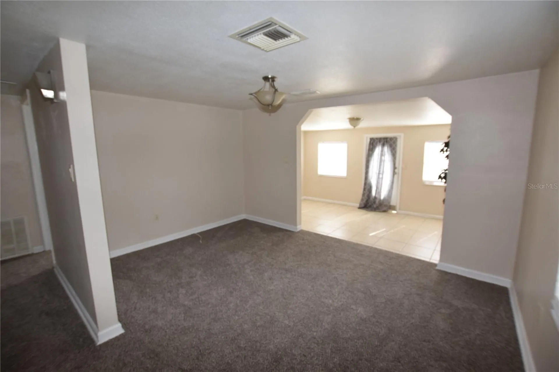 317 E Barnes Avenue Eustis FL 32726