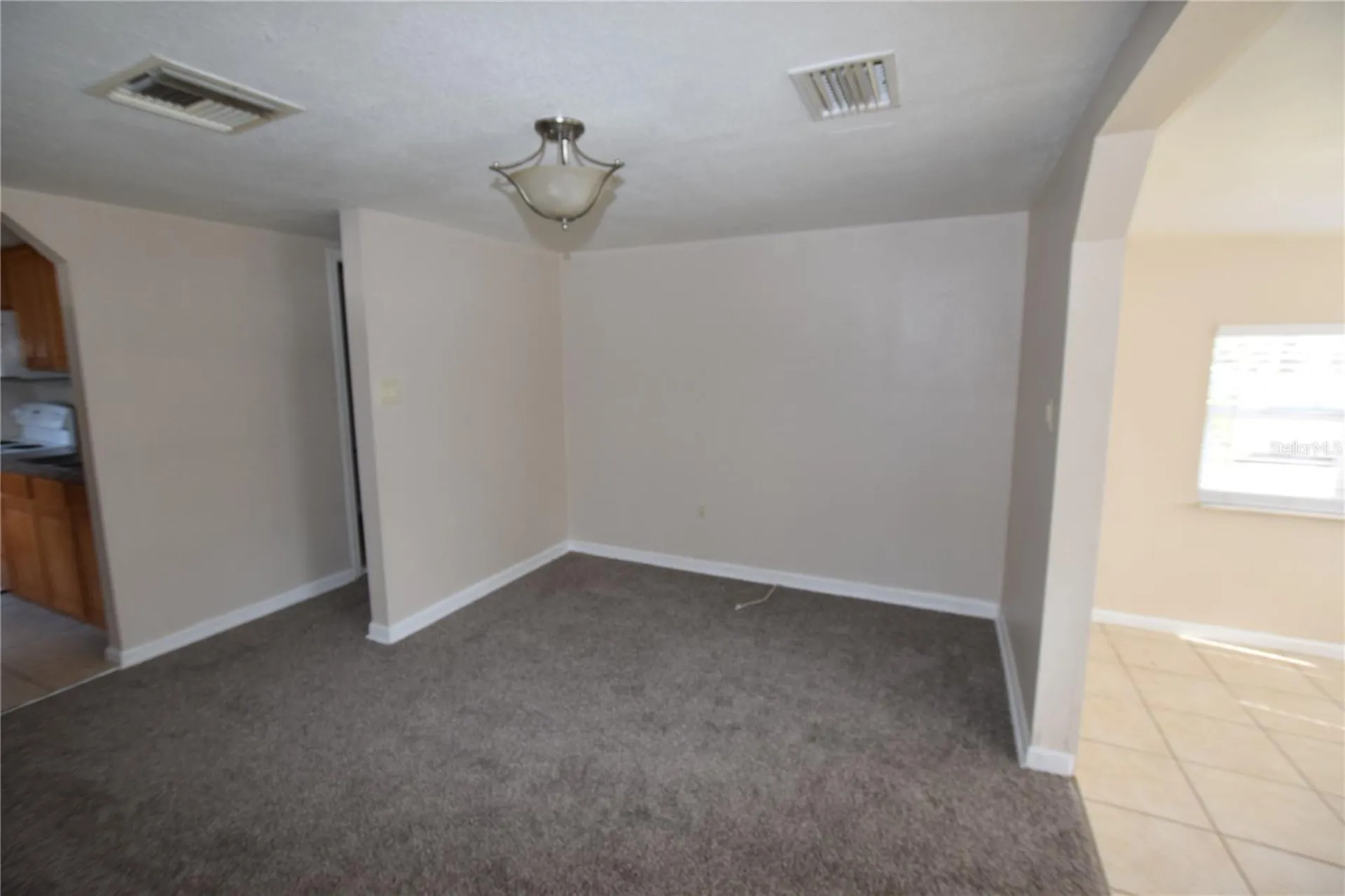 317 E Barnes Avenue Eustis FL 32726