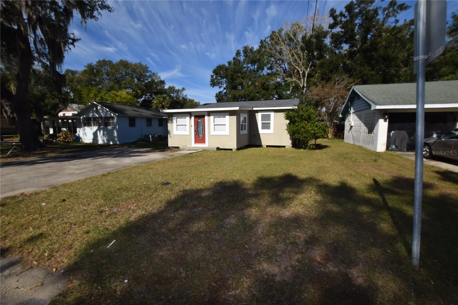 317 E Barnes Avenue Eustis FL 32726