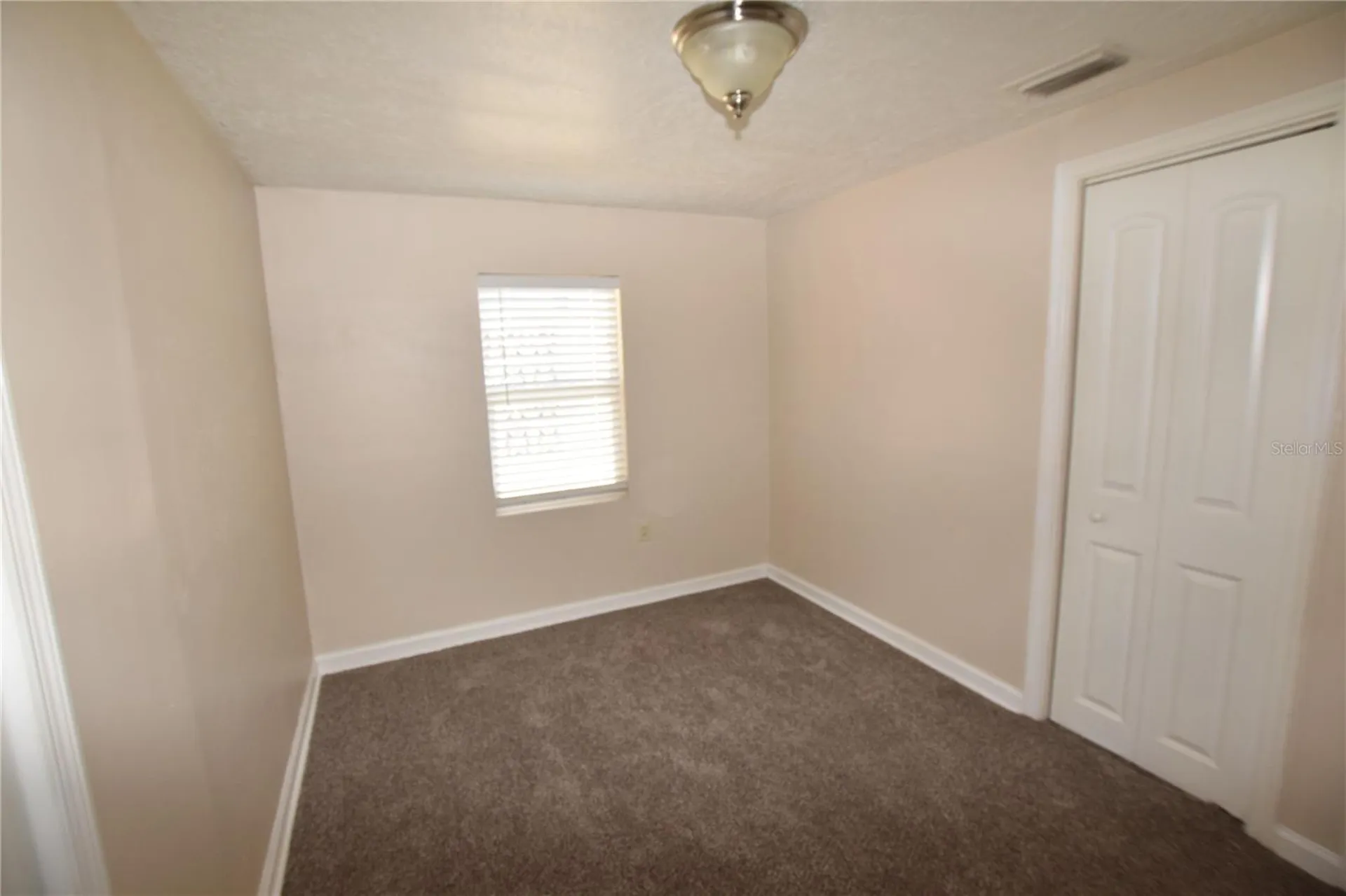 317 E Barnes Avenue Eustis FL 32726