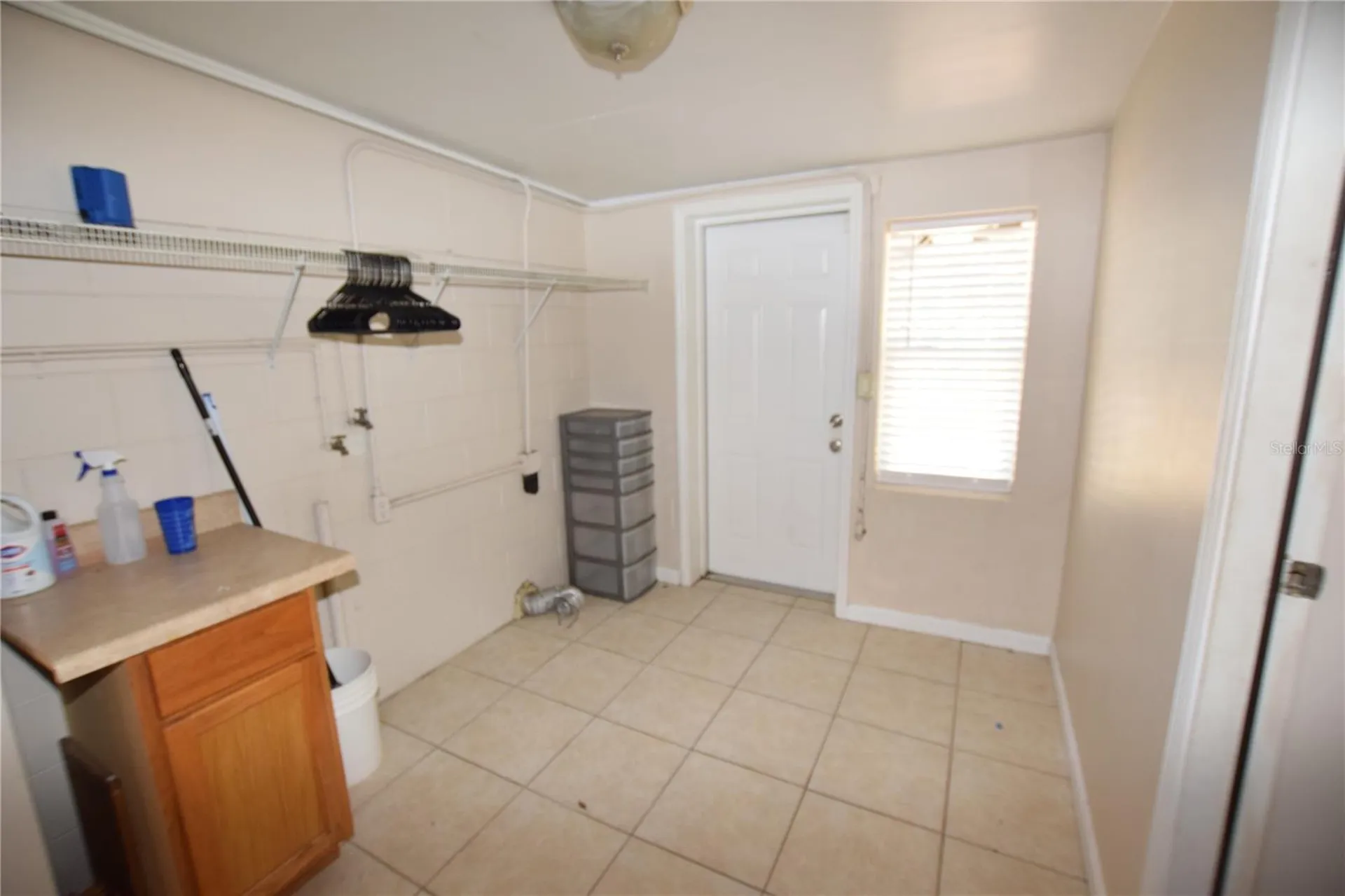 317 E Barnes Avenue Eustis FL 32726