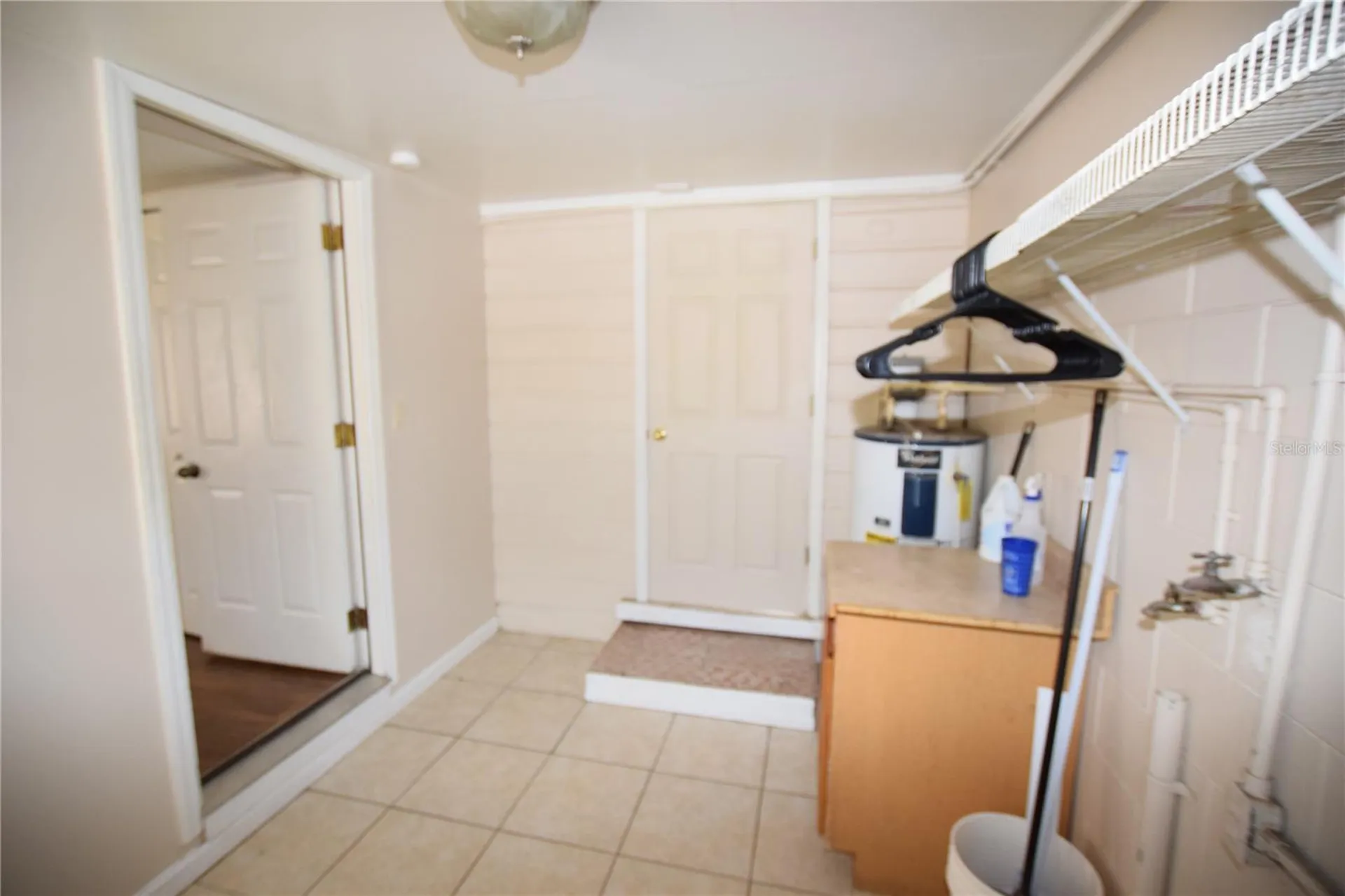 317 E Barnes Avenue Eustis FL 32726