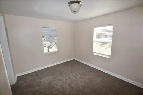 317 E Barnes Avenue Eustis FL 32726