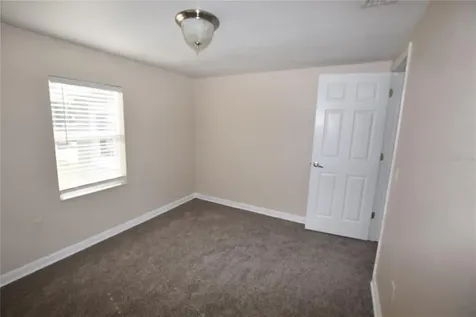 317 E Barnes Avenue Eustis FL 32726