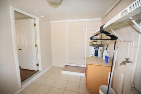 317 E Barnes Avenue Eustis FL 32726