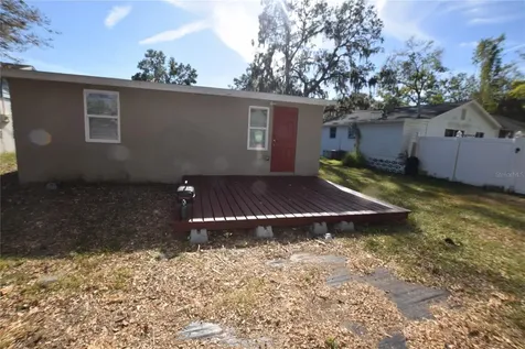 317 E Barnes Avenue Eustis FL 32726