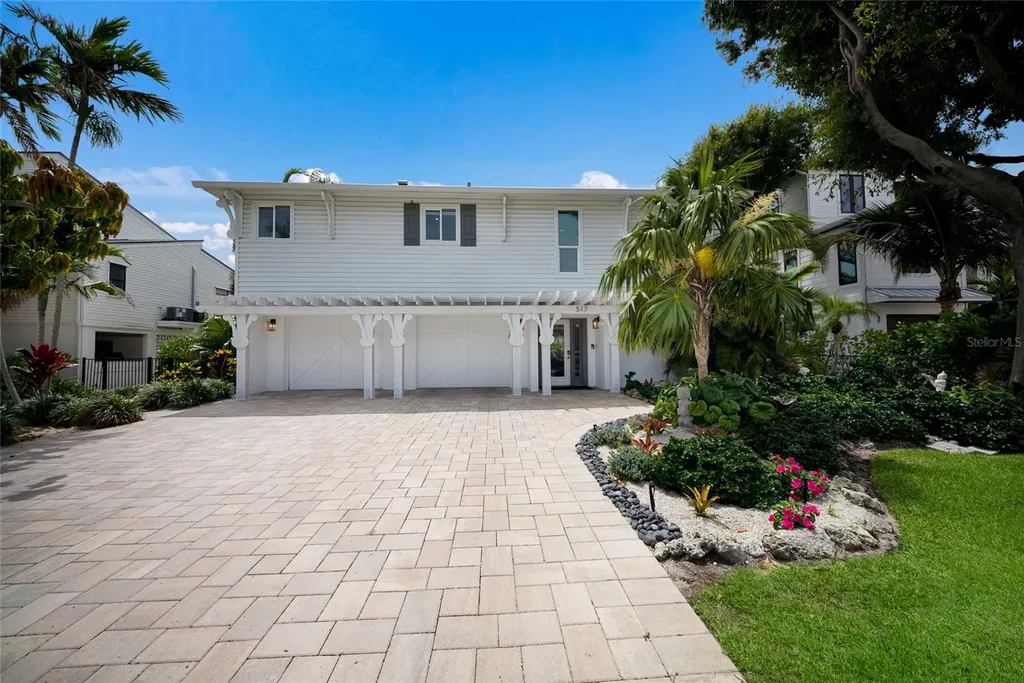 517 Loquat Drive Anna Maria FL 34216