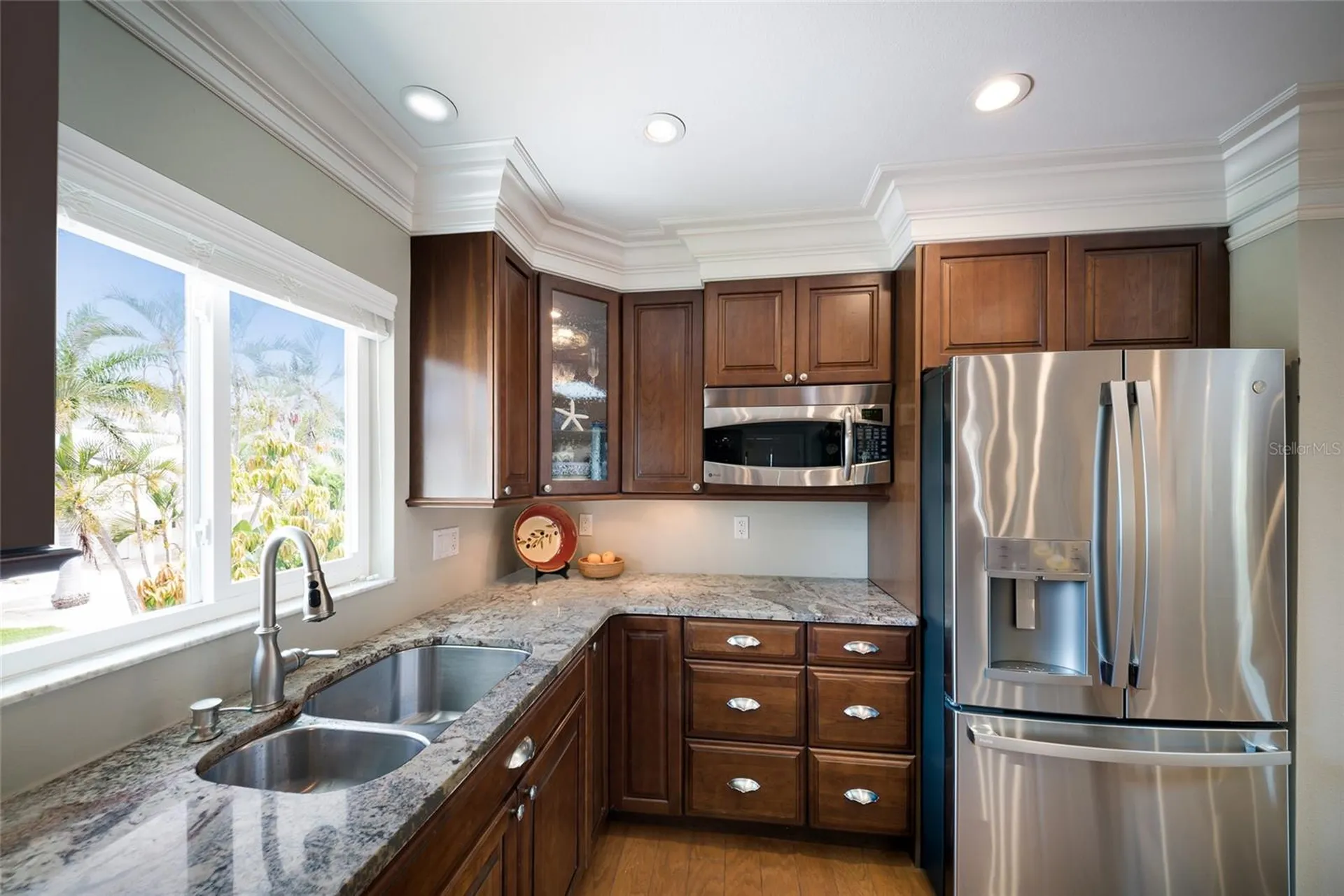 517 Loquat Drive Anna Maria FL 34216